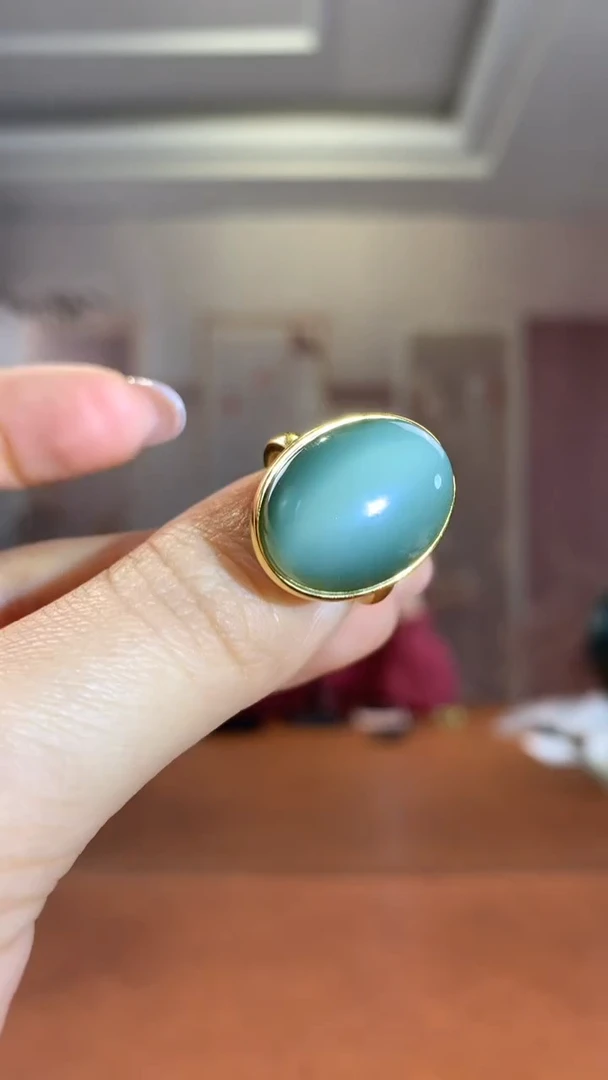 银S925镶嵌和田玉挂件瓷蓝猫眼戒指