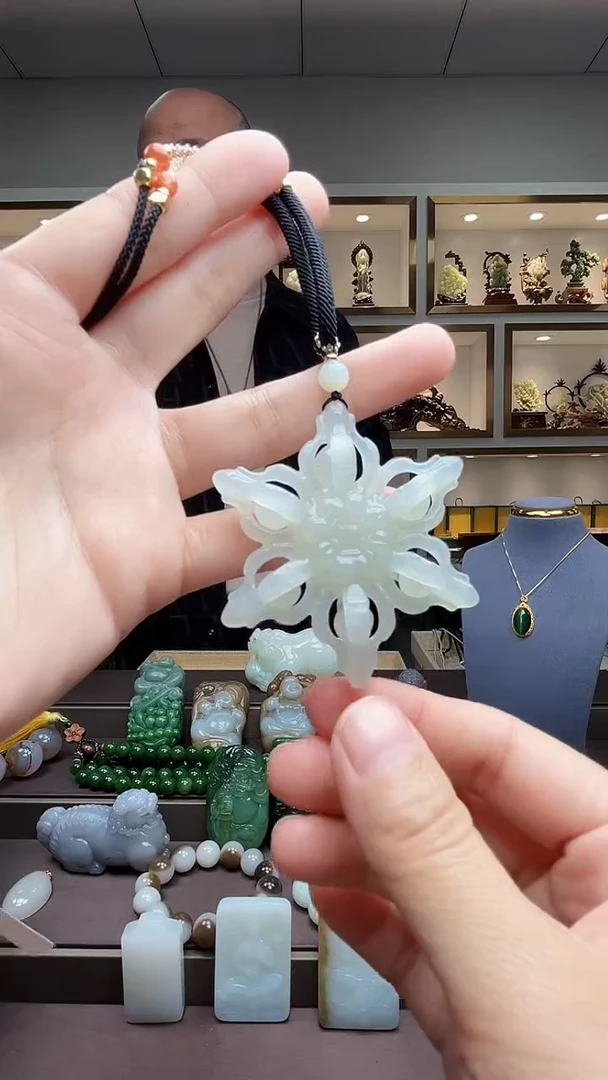 【闪购商品】和田玉颈饰未镶嵌苏