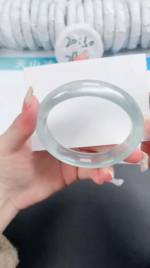 【闪购商品】石英质玉手镯未镶嵌155-59.5