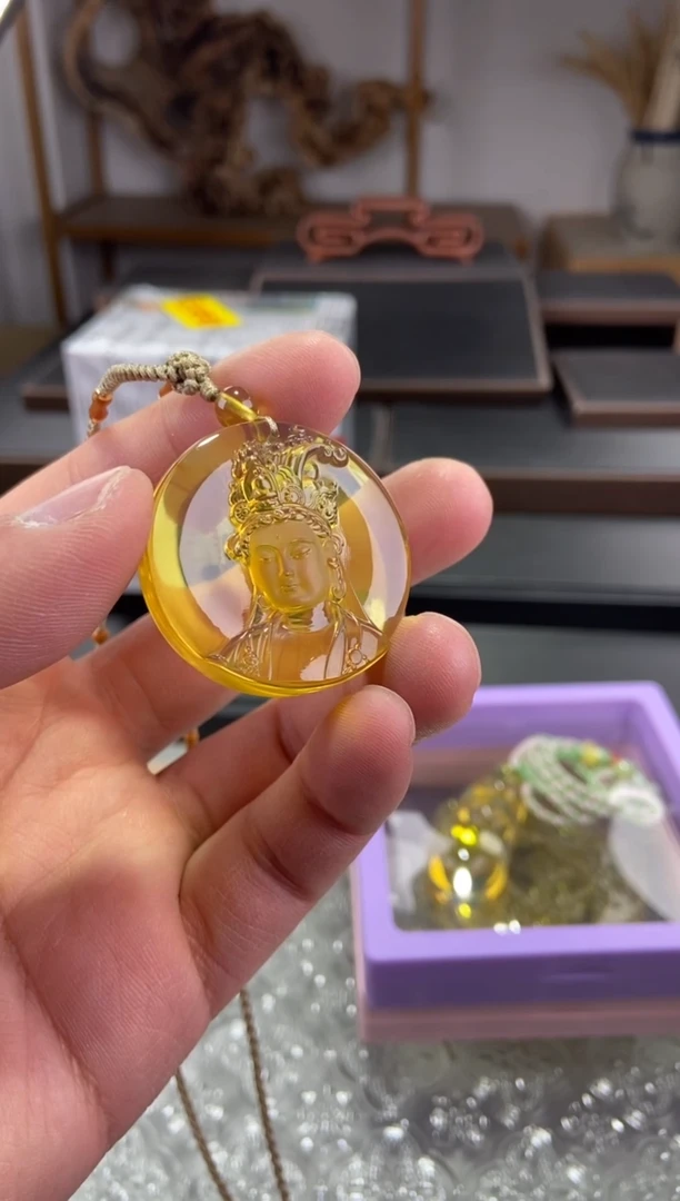 琥珀颈饰未镶嵌金蓝观音菩萨