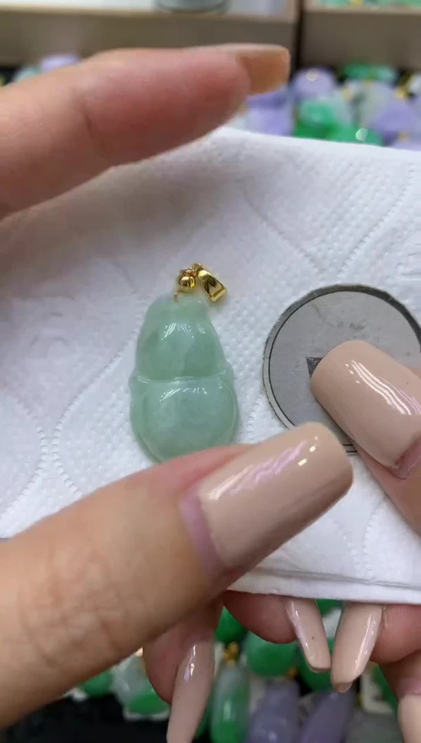 颈饰未镶嵌翡翠天然缅甸翡翠A货
