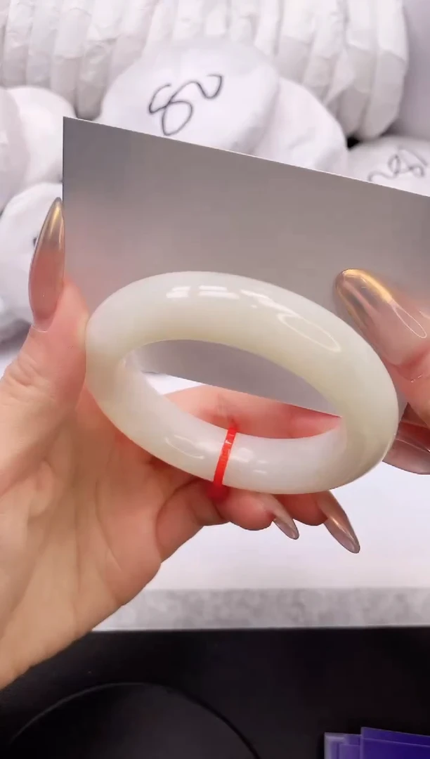 【闪购商品】和田玉手镯未镶嵌8K127-53