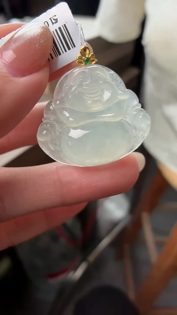 颈饰18K金镶嵌翡翠佛公