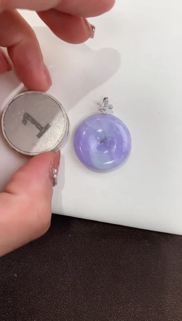 颈饰18K金镶嵌翡翠天然缅甸a货翡翠(多样性发其一)