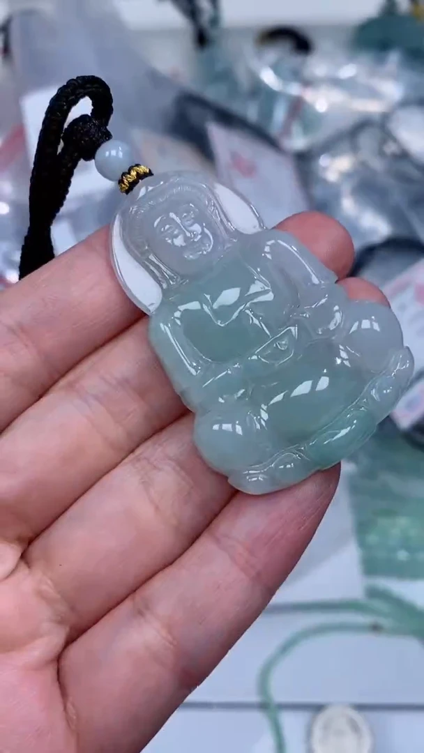 颈饰未镶嵌翡翠吊坠