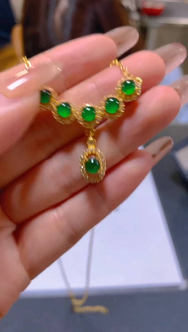 颈饰未镶嵌翡翠多样性发一