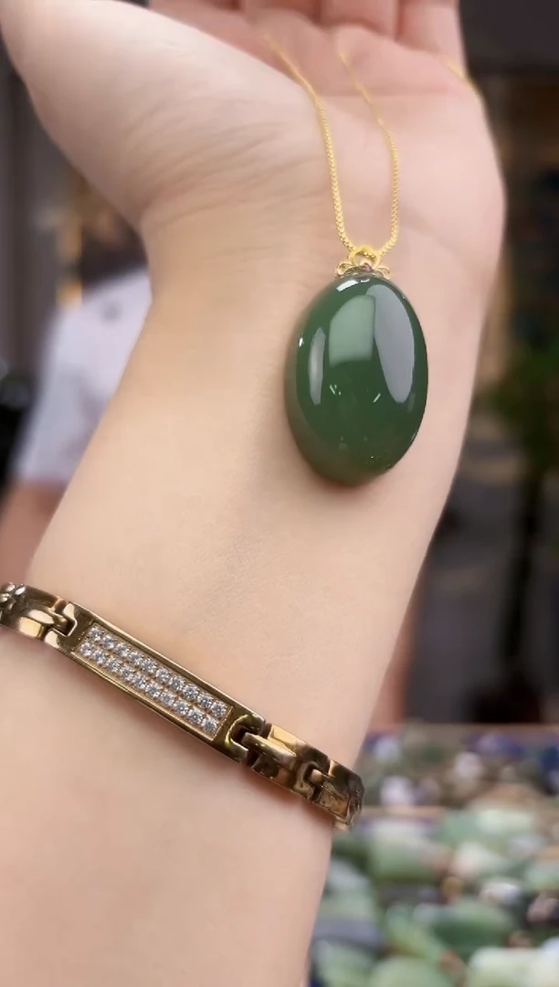 和田玉18K金镶嵌挂件拍一发一多样性发货