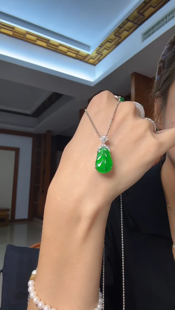 吊坠(不含链)未镶嵌翡翠天然翡翠吊坠