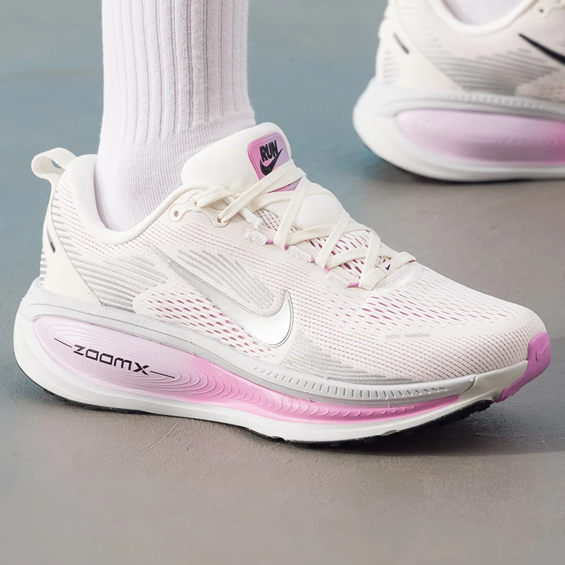NIKE耐克女鞋2025新款VOMERO18运动鞋健身训练缓震透气休闲跑步鞋