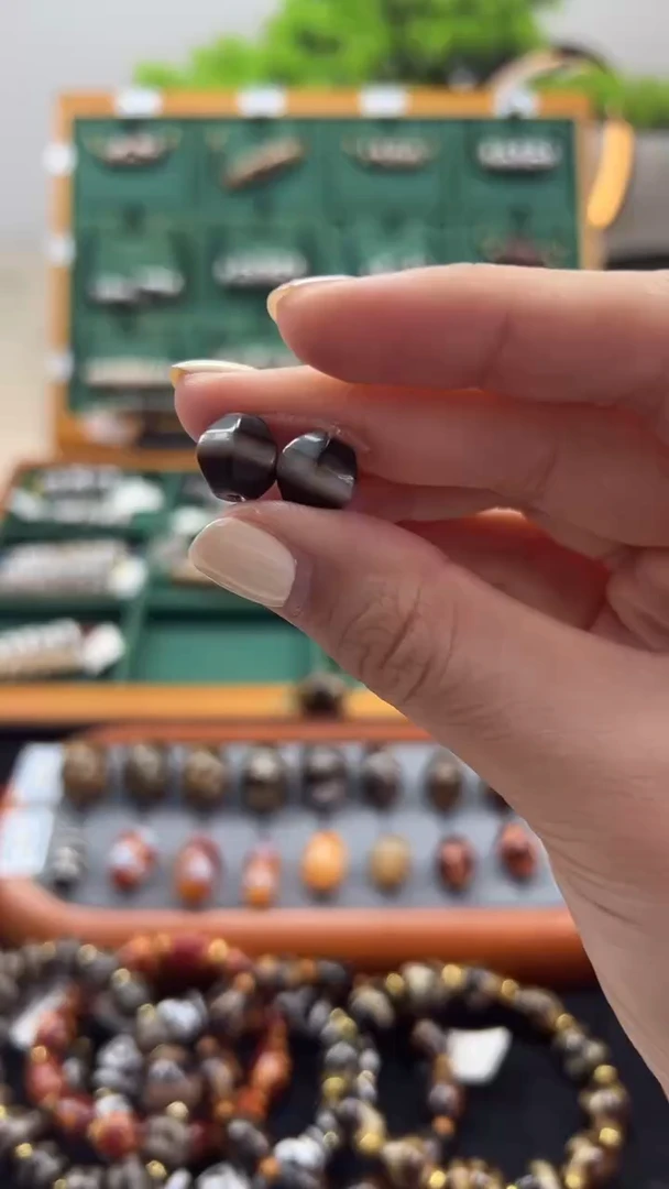 玛瑙/玉髓（覆膜）颈饰未镶嵌29(微瑕随机发货）