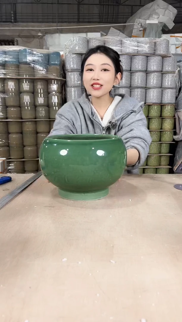 【闪购商品】陶瓷圆球裂纹深绿22x19