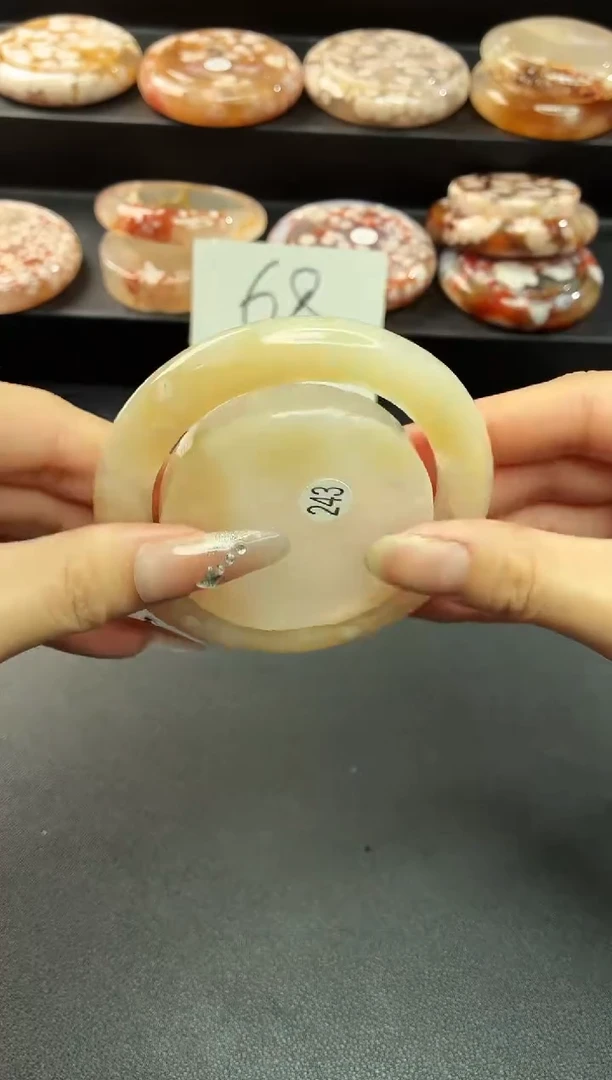 手镯玛瑙/玉髓未镶嵌石英质玉手镯