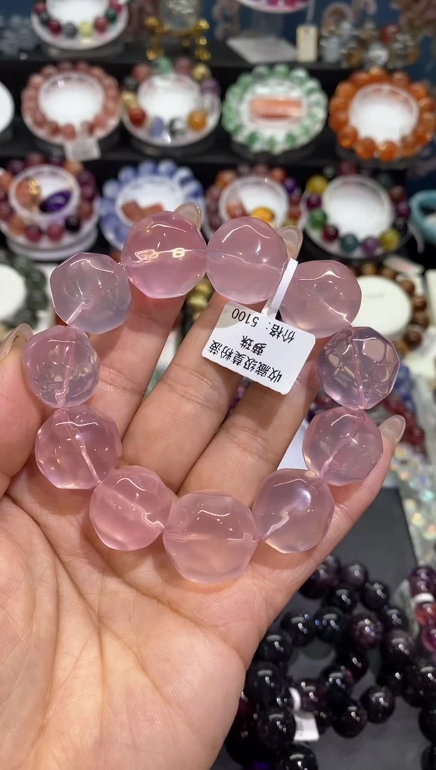 水晶手链未镶嵌粉晶菠萝珠