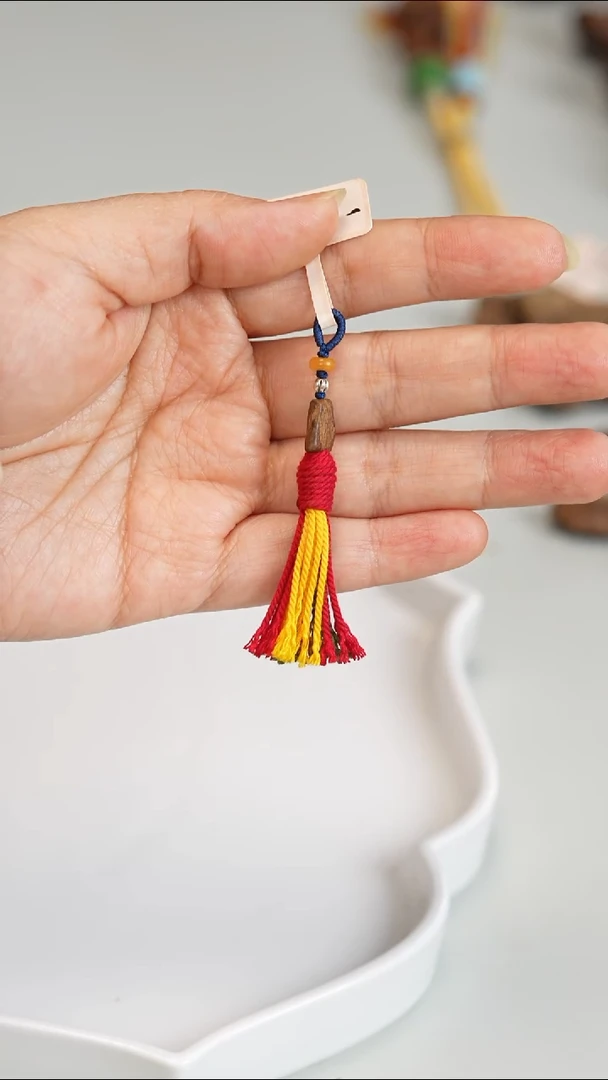 沉香沉香碎屑越南富森红土沉水0.24g