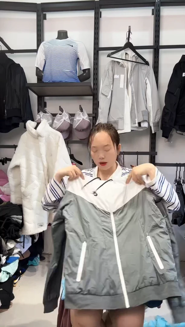 2754编码  瑕疵直播间过款为准 尺码170