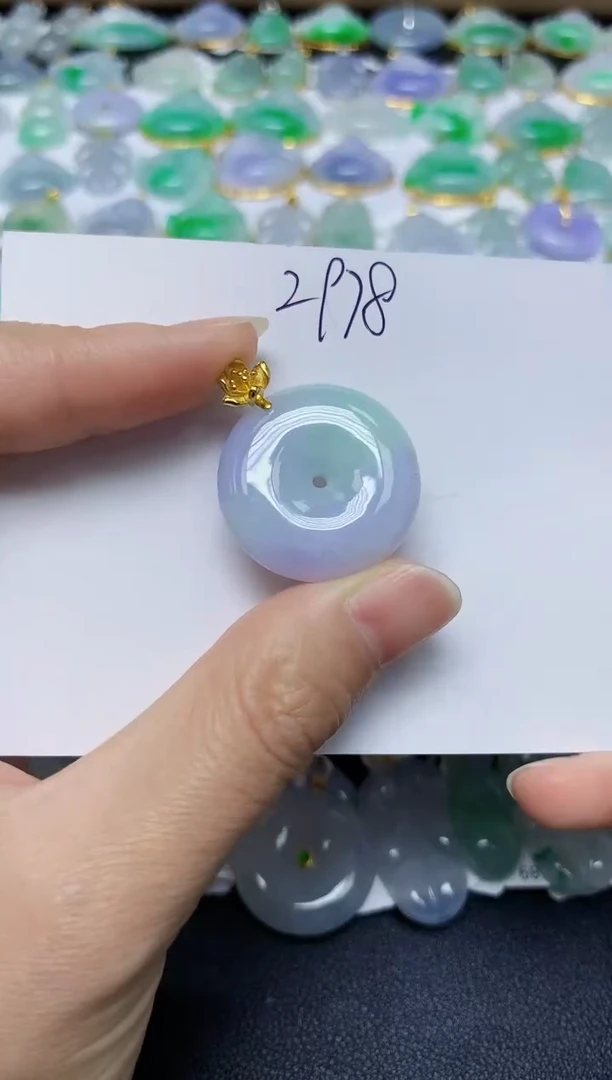 翡翠未镶嵌颈饰 天然缅甸翡翠A货