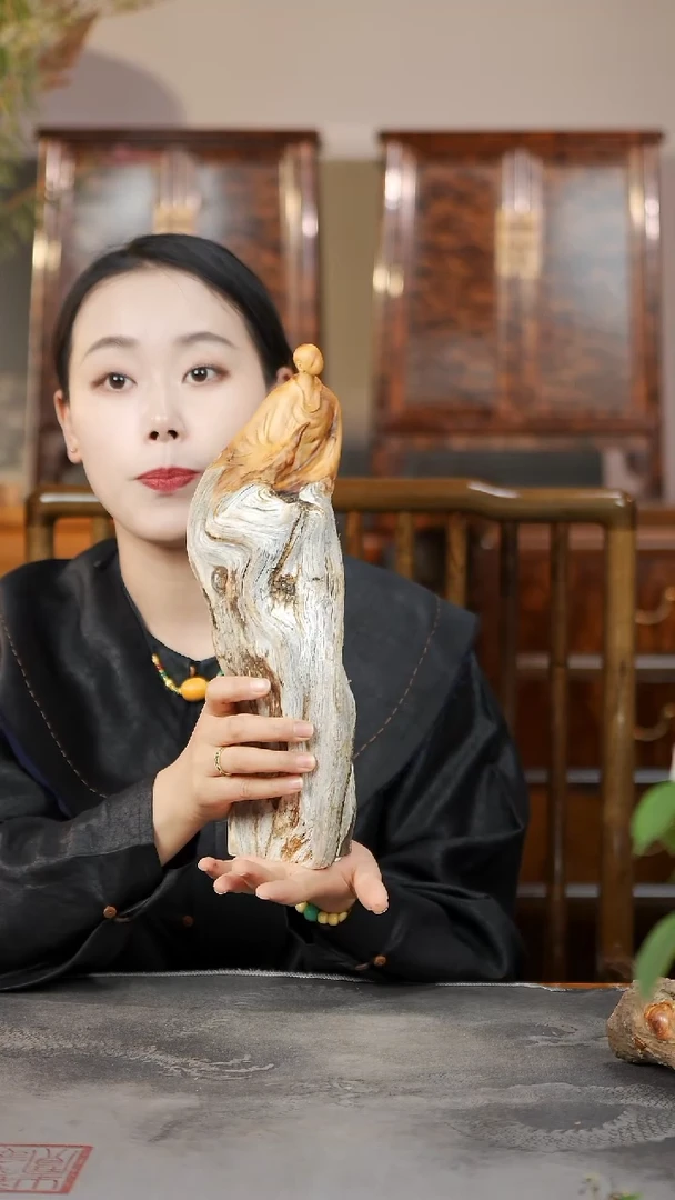 柏木（崖柏）淳化黑油奶白皮无相摆件