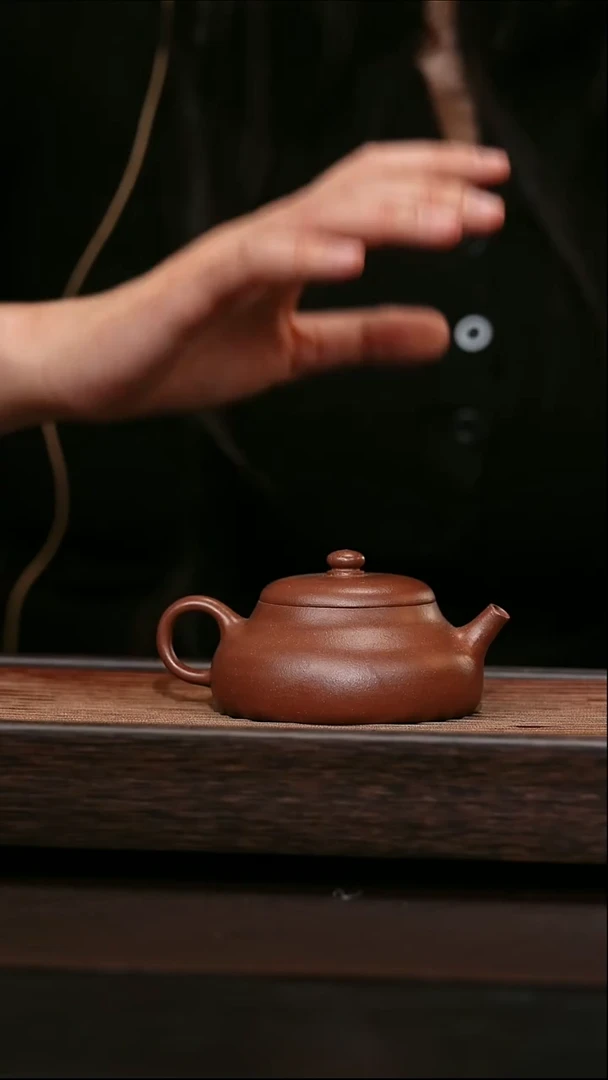 茶壶紫砂原矿紫砂壶  半月  130cc