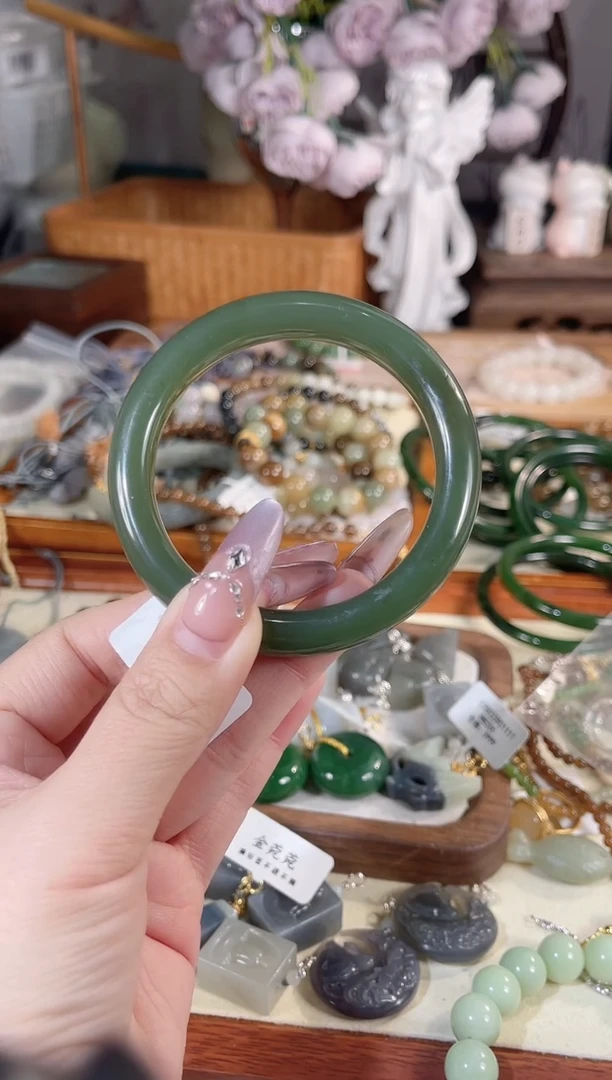 未镶嵌手镯和田玉多样性发其一备注圈口