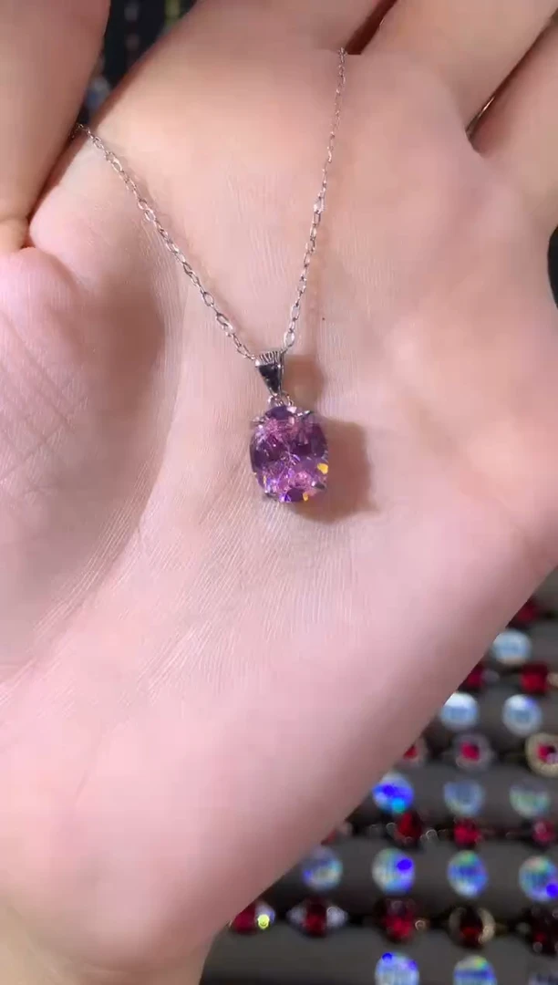 吊坠(赠链)蓝宝石银S925镶嵌810银色