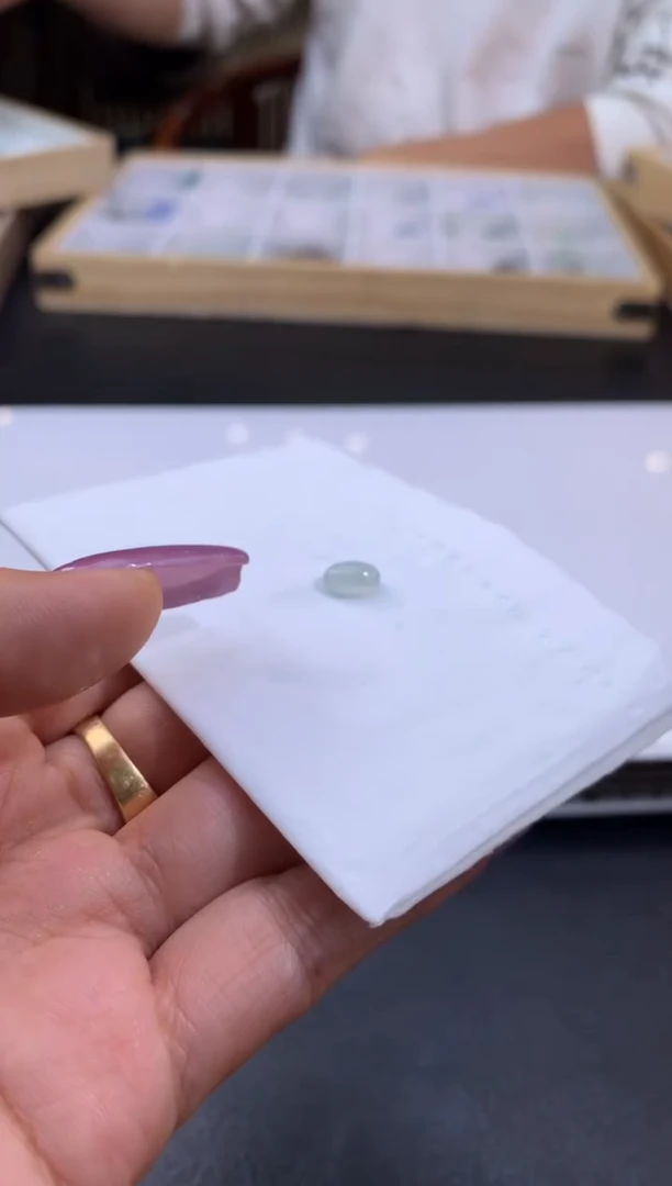 未镶嵌定制翡翠月**运翡翠