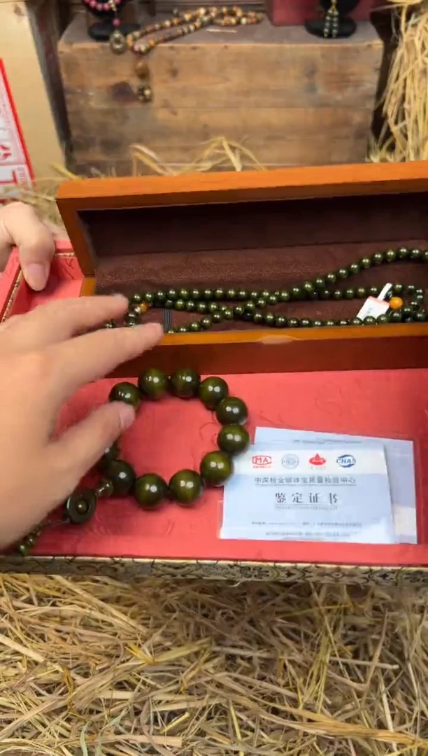 无礼盒精美手串（）