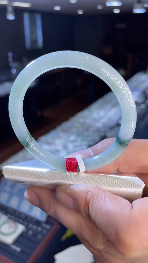 未镶嵌手镯翡翠圆条51-52