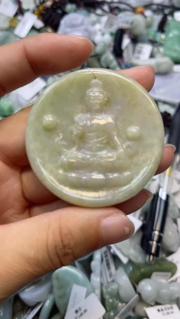 【闪购商品】翡翠颈饰未镶嵌00006606