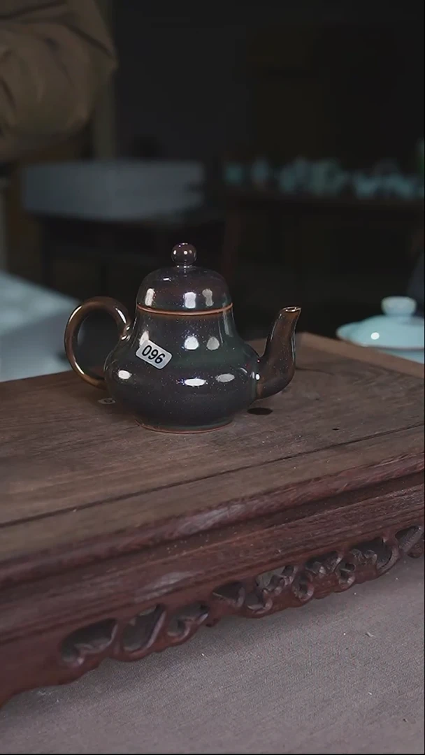 杯旺****?096号茶叶末洒金思婷壶