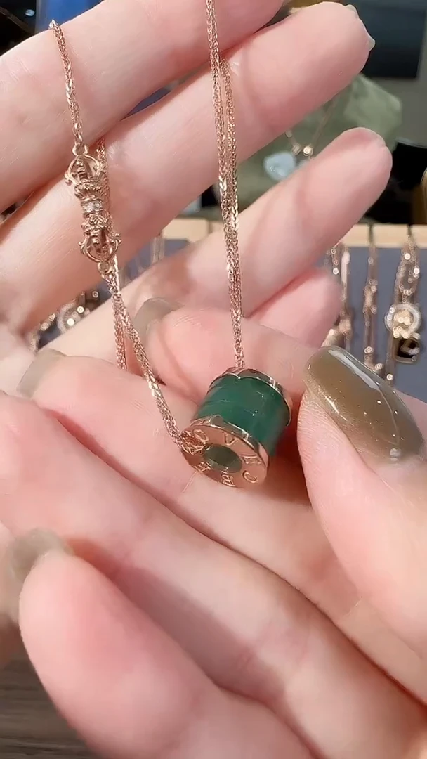 玛瑙/玉髓吊坠(不含链)18K金镶嵌18K金路路通吊坠