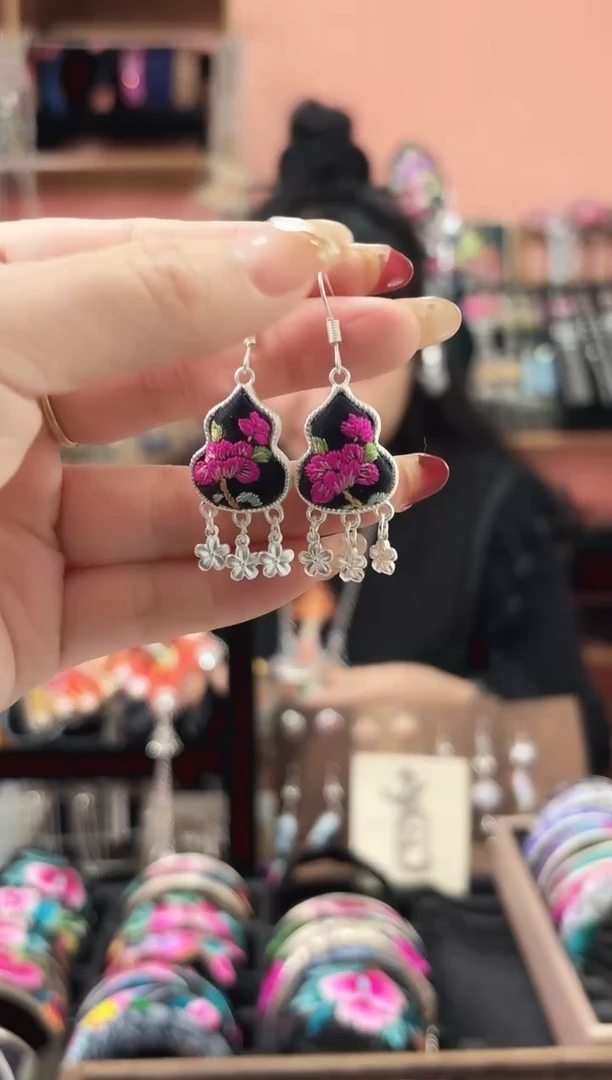 织绣艺枝独绣手工饰品44