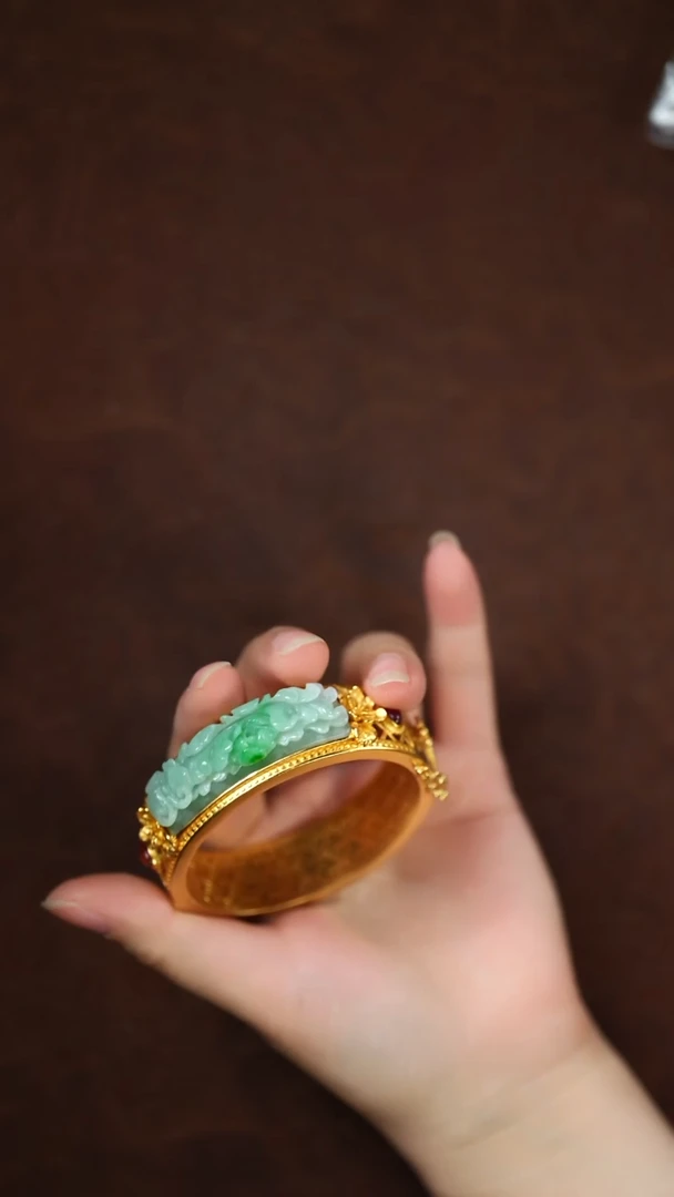 未镶嵌挂件翡翠闪购 牡丹花活口手镯