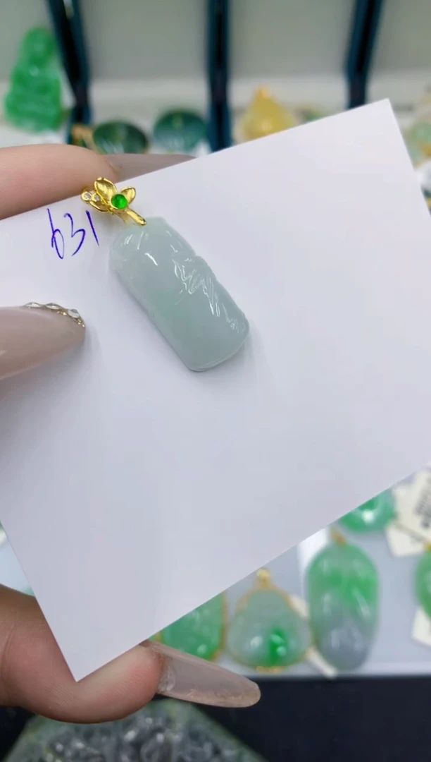 颈饰未镶嵌翡翠11111111111111