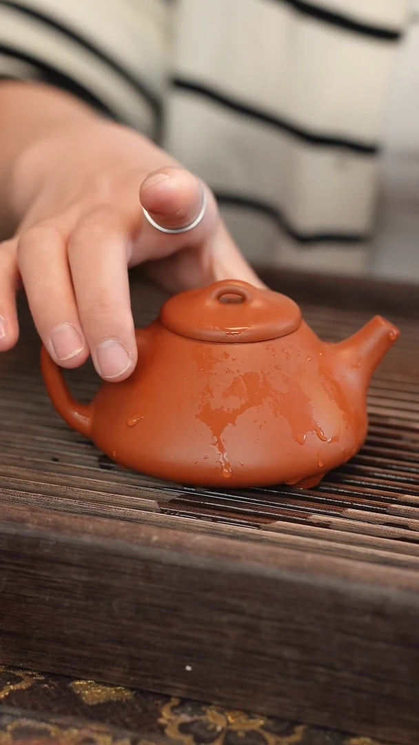 茶壶紫砂子冶石瓢 朱泥 半手工 170cc【 宽口 】