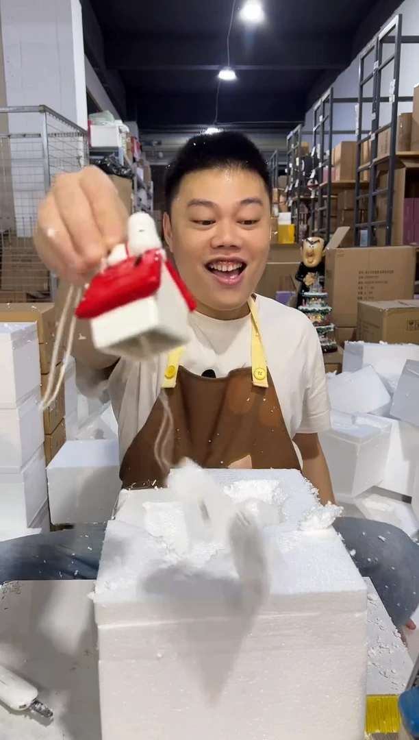 瓷片史努比红房子风铃