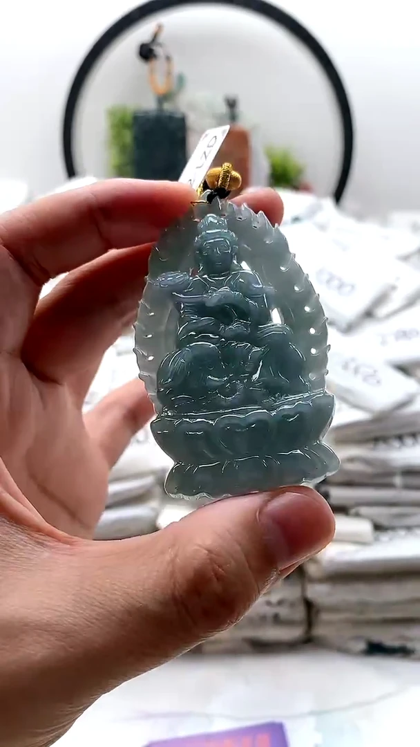 颈饰未镶嵌翡翠普贤