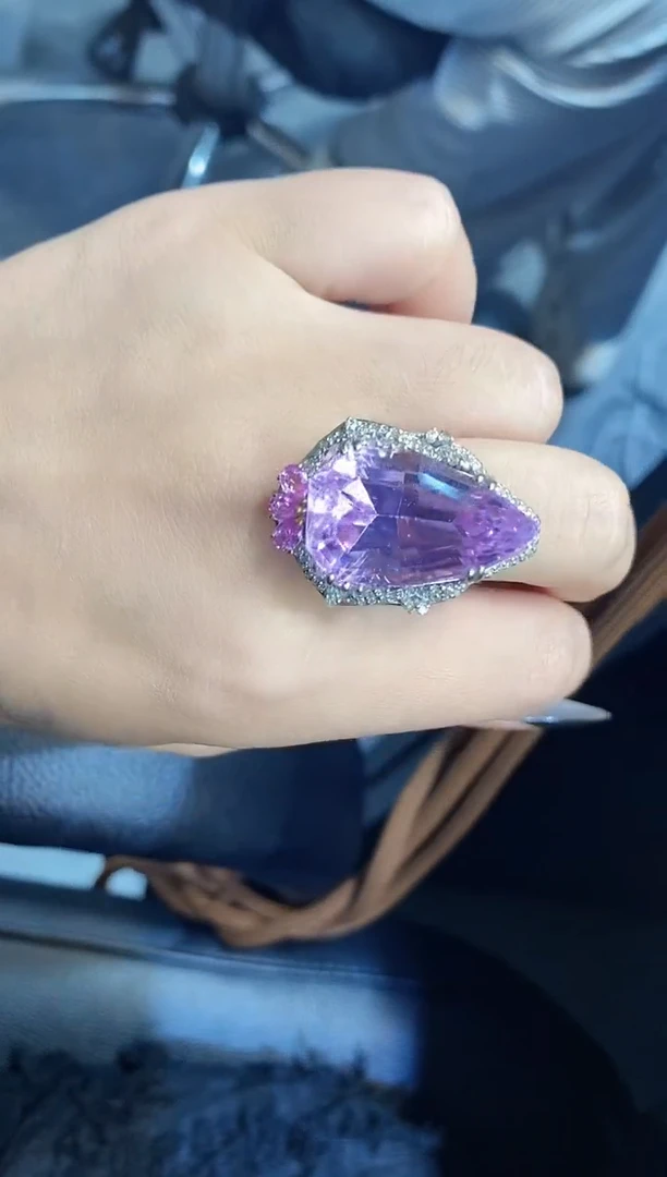 银S925镶嵌锂辉石戒指楚楚珠宝中古甄选不退换