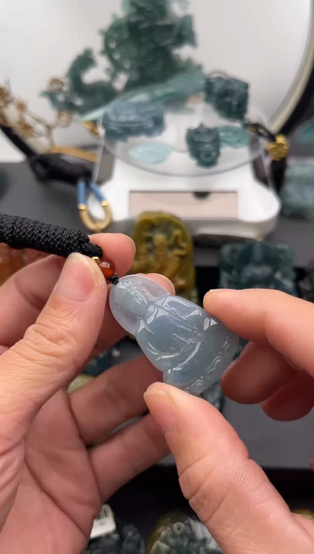 颈饰未镶嵌翡翠2