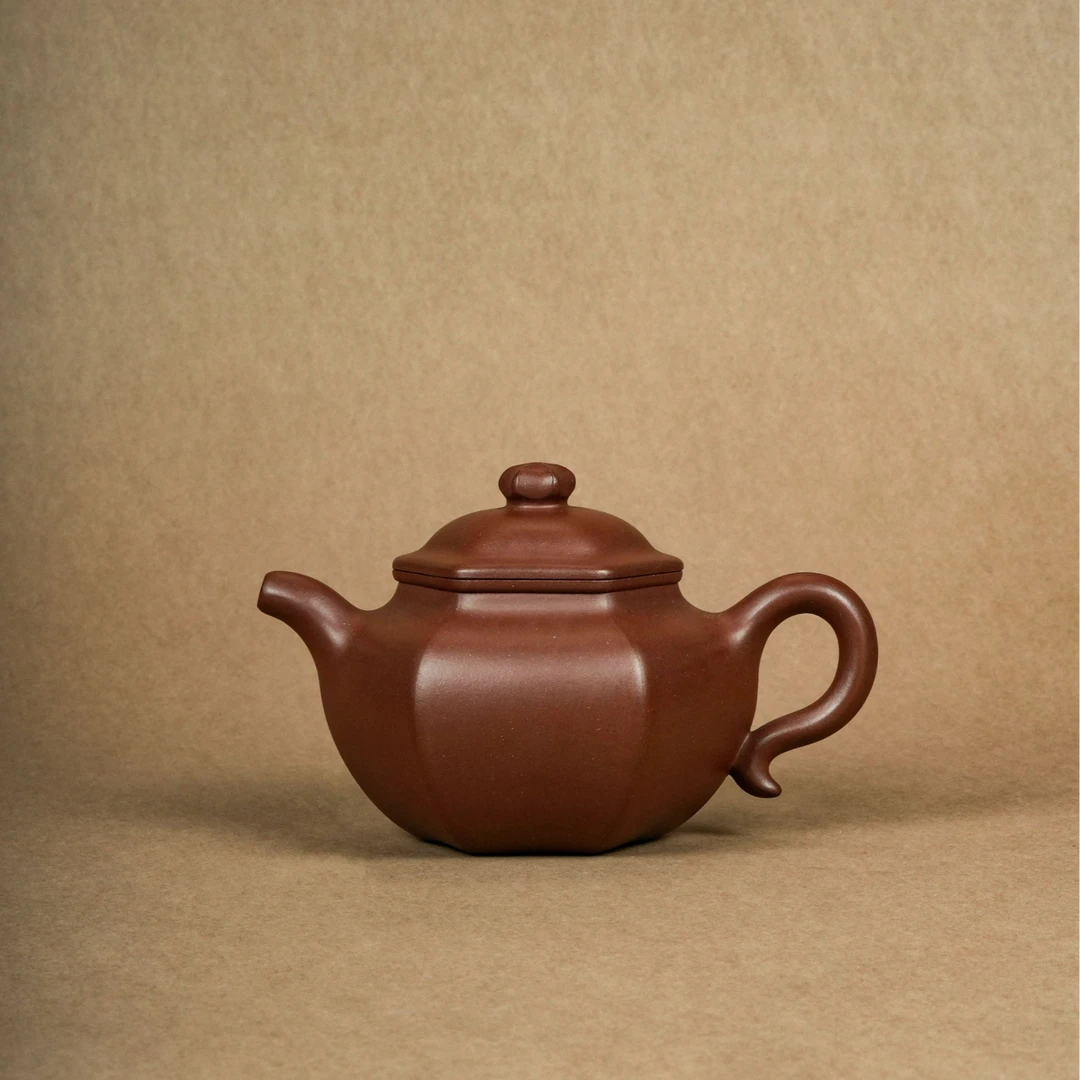 周洪伟 六角莲子 底槽清 250cc 全手 手工茶壶