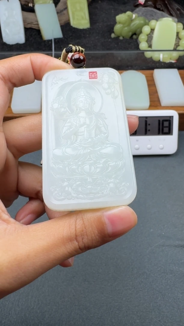 颈饰未镶嵌和田玉1