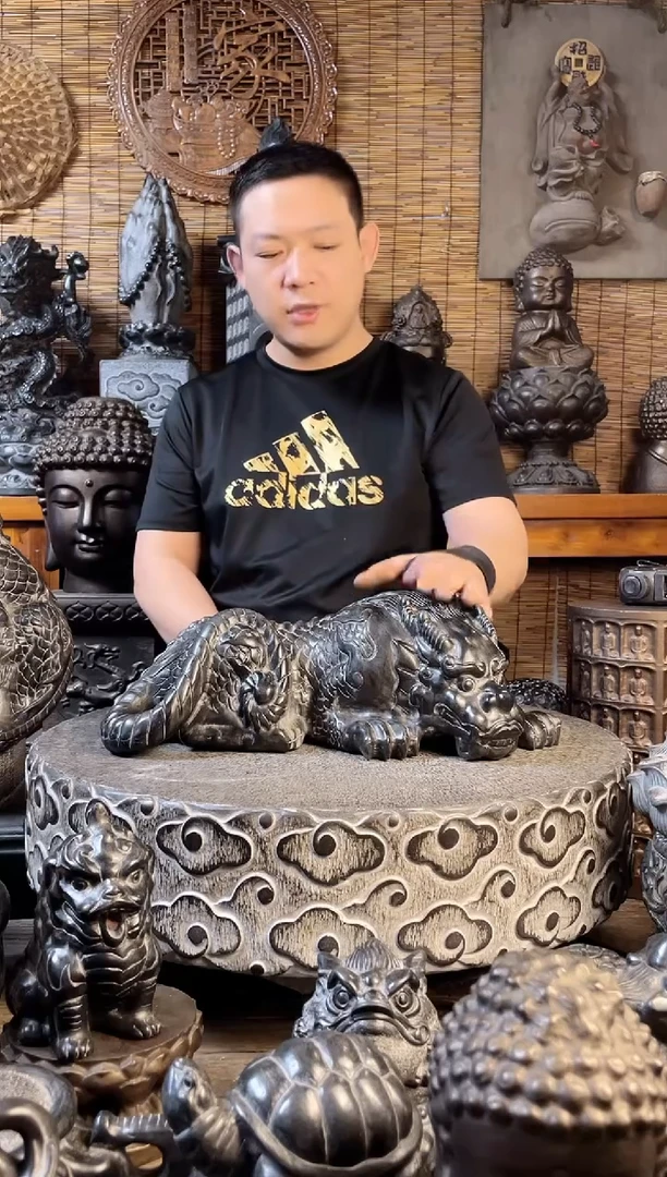 石材45趴吸水兽天然青石雕刻