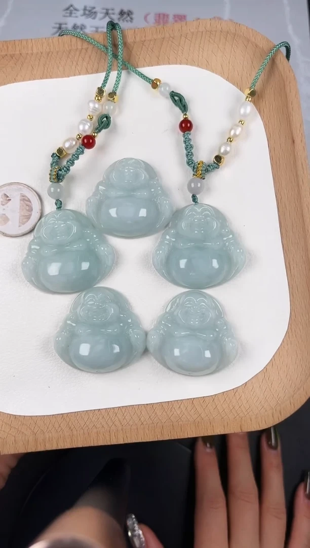 颈饰未镶嵌翡翠LC026翡翠油冰薄荷绿中佛+送同款绳子多样性发其一