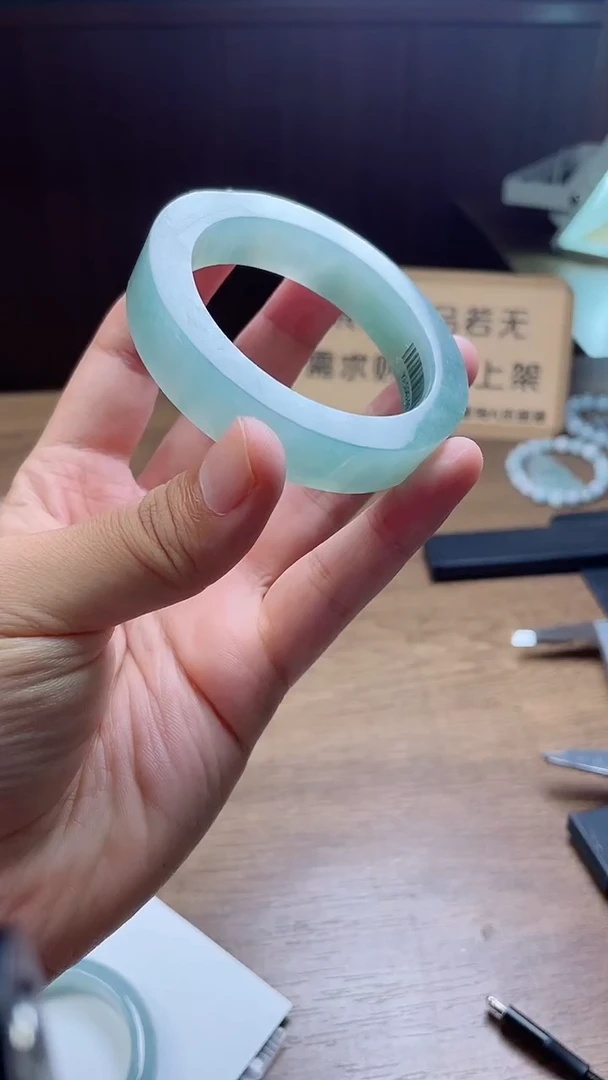 定制翡翠手镯未镶嵌我**豆定制