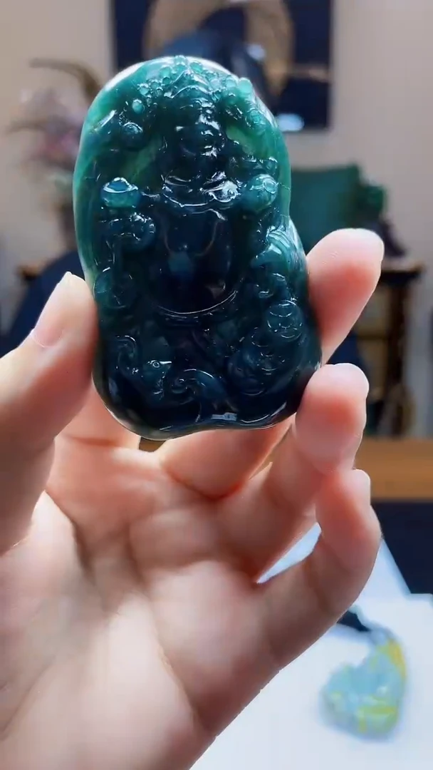 未镶嵌定制翡翠吊坠78