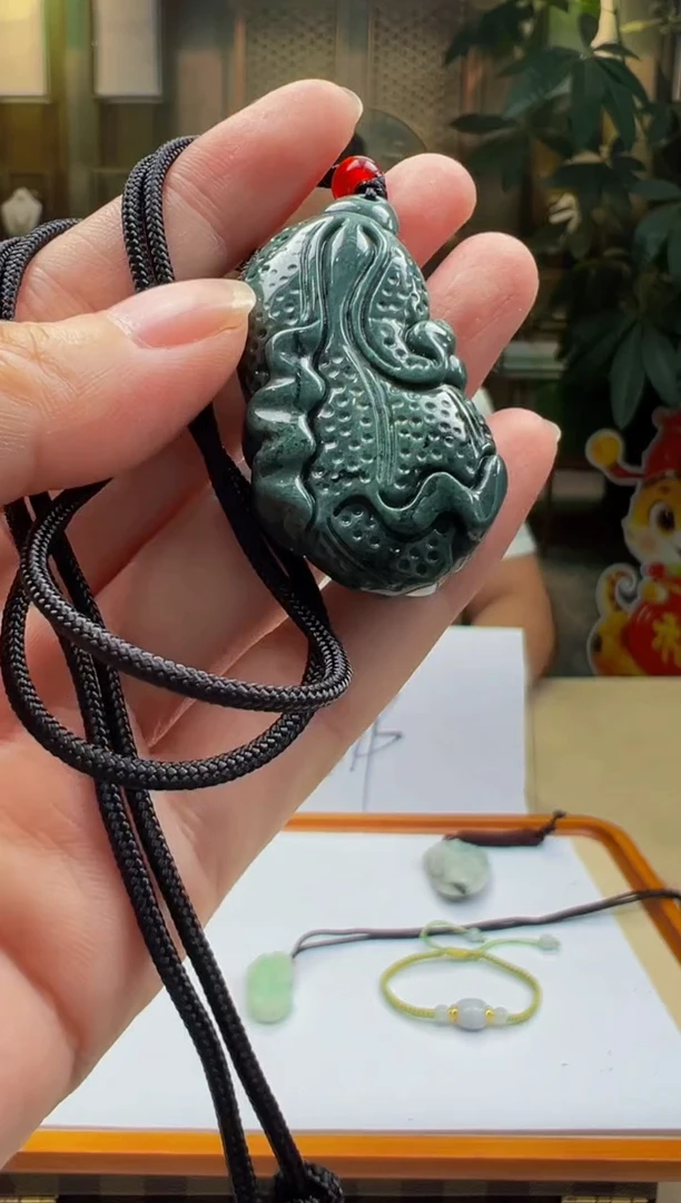 翡翠未镶嵌颈饰YY2025-7-19-2