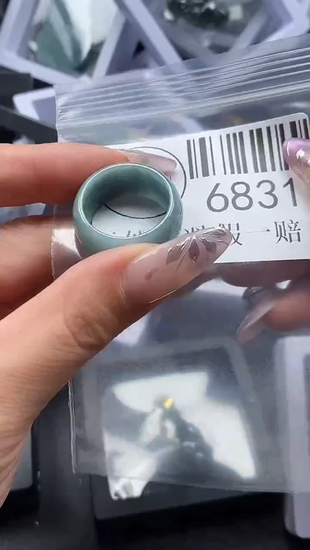 吊坠(不含链)未镶嵌翡翠6831