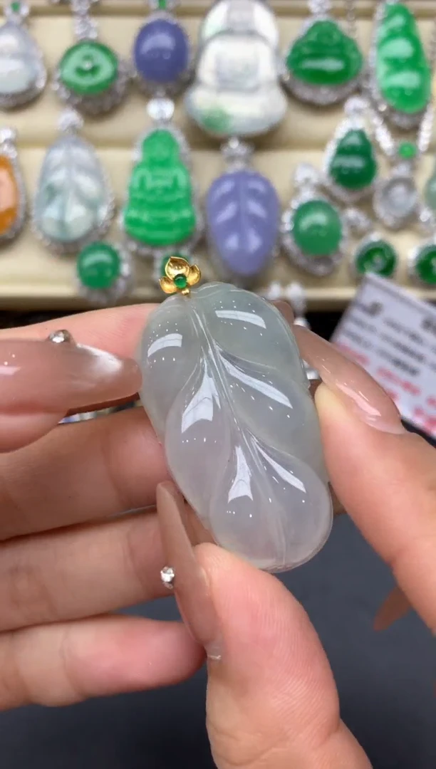 翡翠18K金镶嵌颈饰24-中国好珍宝