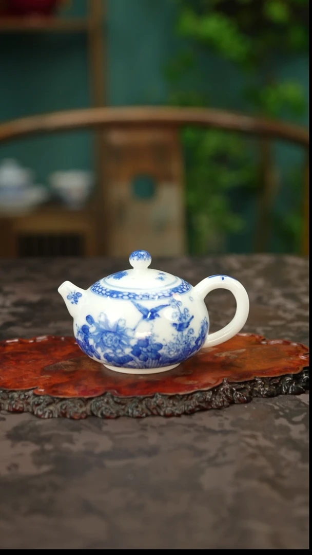 画堂春邵辉平花鸟壶