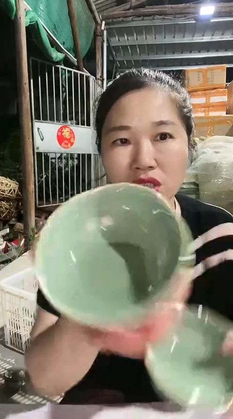 瑕疵绿色饭碗四个