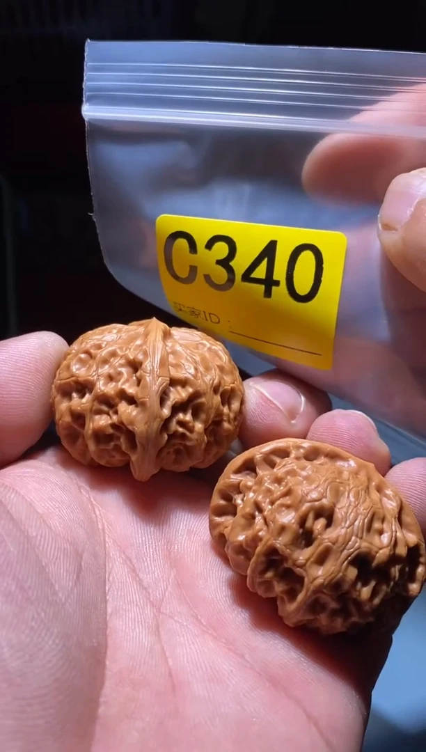 把件文玩核桃宫灯43左右微修打底340